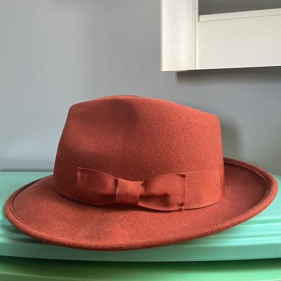 Wyeth Dark Pink Hat - Picture 1 of 6